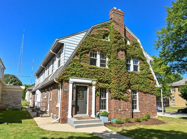 4053 North Bartlett AVENUE #1615 E Kenmore Pl, Shorewood, WI 53211