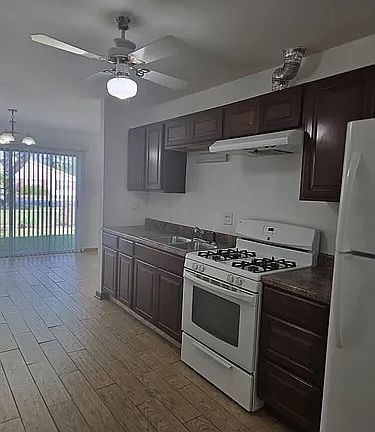 4th image of 1773 Raleigh Ln