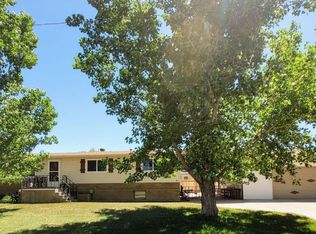 2214 Edgewood St, Miles City, MT 59301