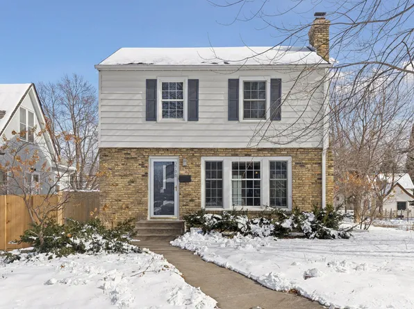 3700 Thomas Ave N, Minneapolis, MN 55412