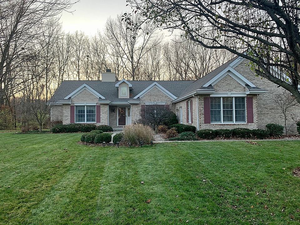 1st image of 3127 Oakwood Dr