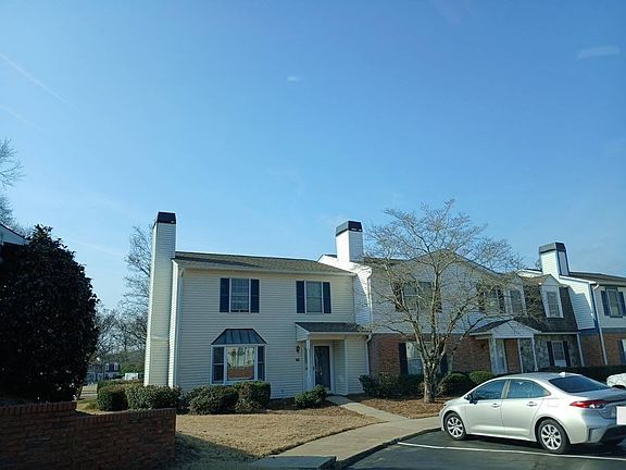 3rd image of 97 Jamestowne Way