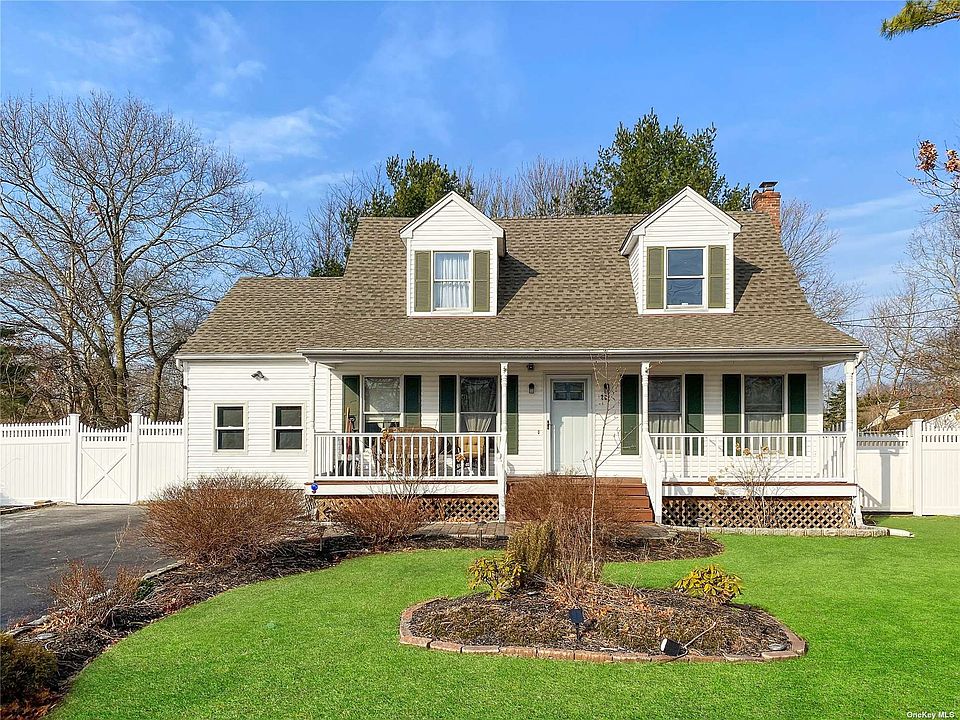 1st image of 262 N Titmus Dr