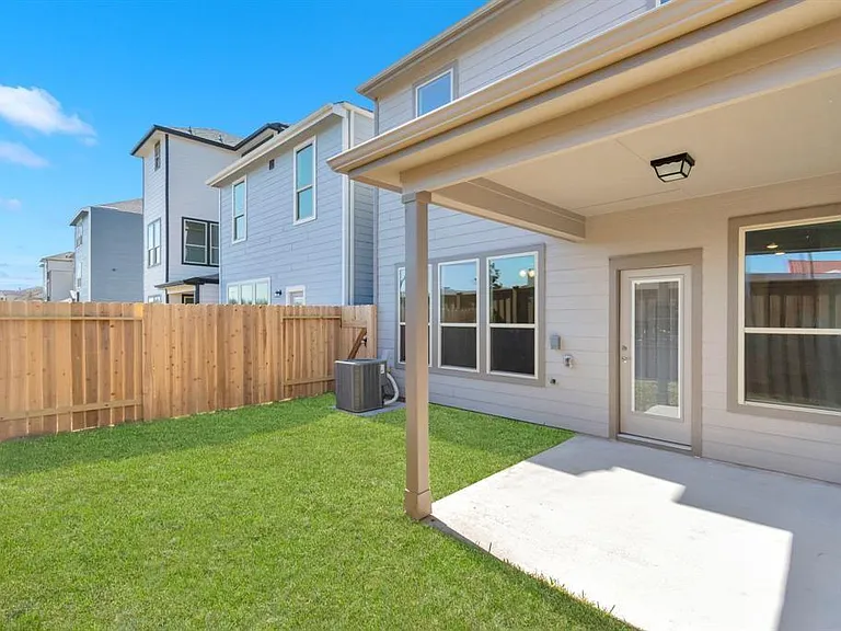 3420 Avondale View Dr — Photo 6