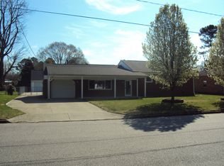 506 Spinnaker Rd, Newport News, VA 23602