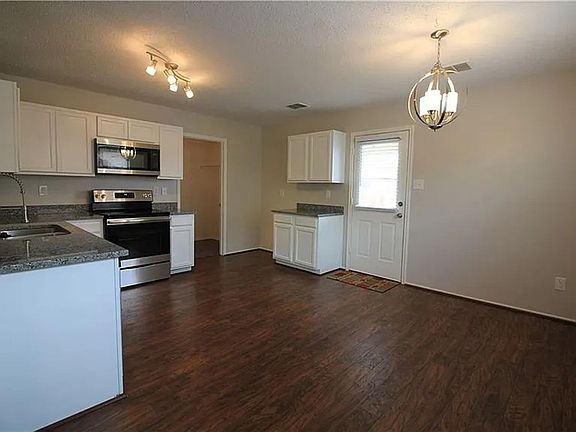 5th image of 5013 River Rock Blvd