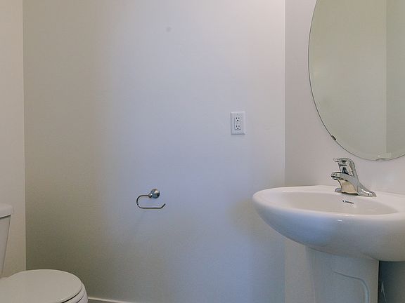 4th image of 3790 W 2330 N