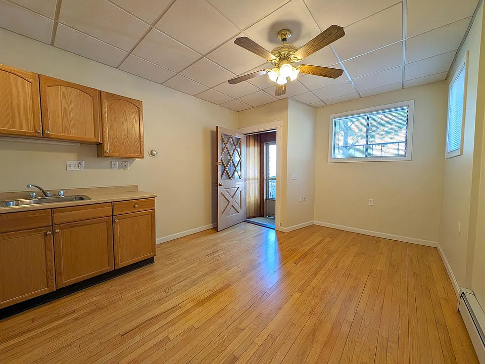 124 Rogers Ave