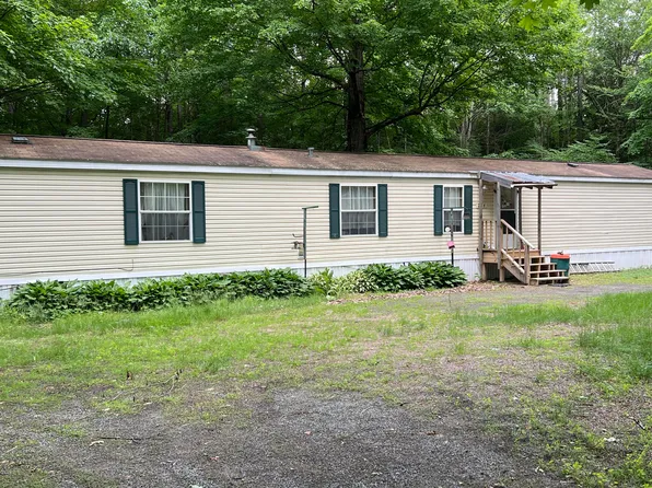 776 Brainards Forge Rd, Westport, NY 12993
