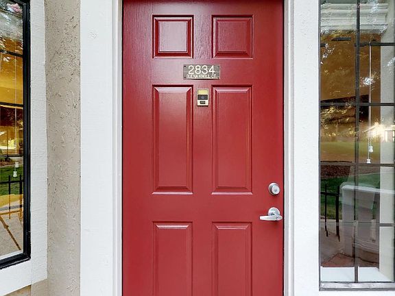 3rd image of 2834 Buena Knoll Ct