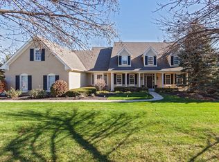 10515 Chestnut Hill Cir, Fishers, IN 46037