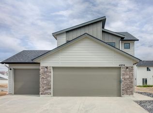 4974 W Riva Capri St, Meridian, ID 83646