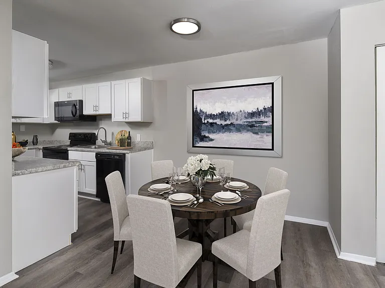 Chesapeake Pointe — Photo 11