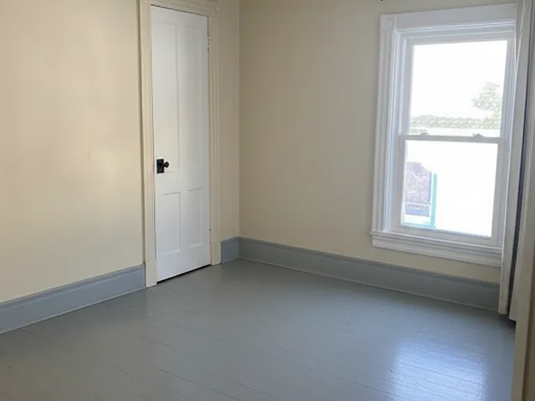 upstairs bedroom 2