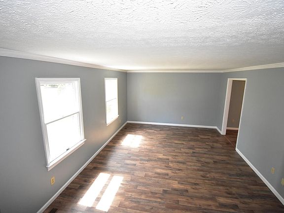 3rd image of 2106 Galloway Ct