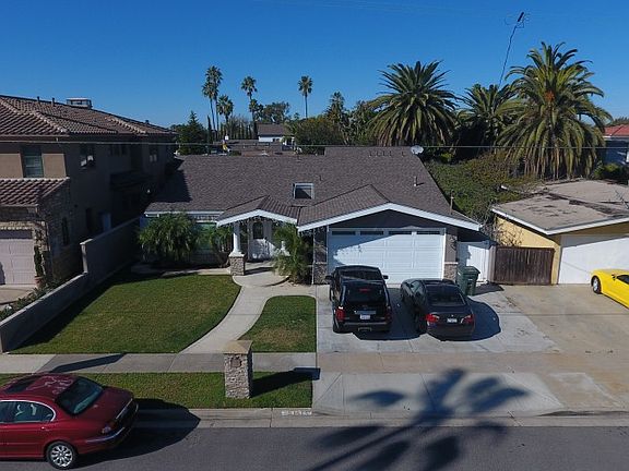 2nd image of 1585 Santa Ana Ave