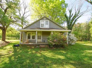 120 Adkins Rd, Stoneville, NC 27048