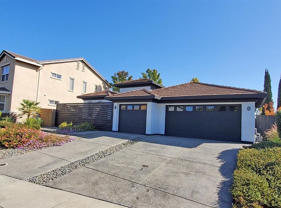 1st image of 3204 Halverson Way