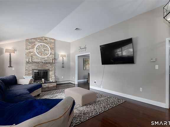 4th image of 123 Northwood Drive