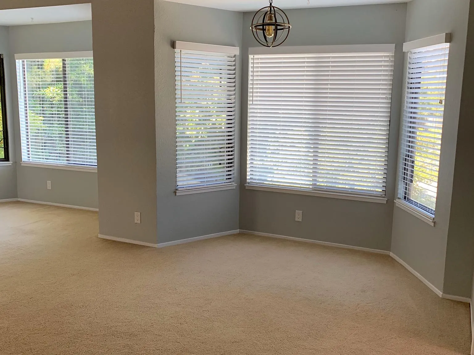 2 bed, 1.5 bath, 1400 sqft, $5,500 — Photo 4