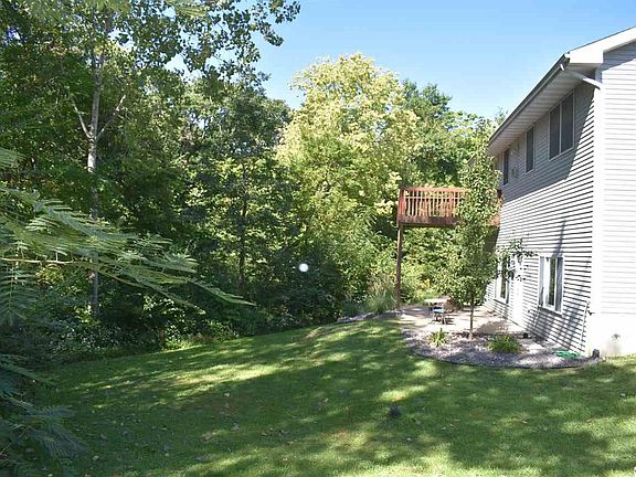 4th image of 3828 Westbury Ct