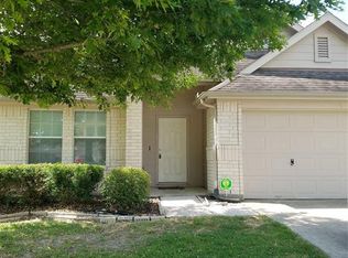5910 Shadow Creek Ct, Baytown, TX 77523