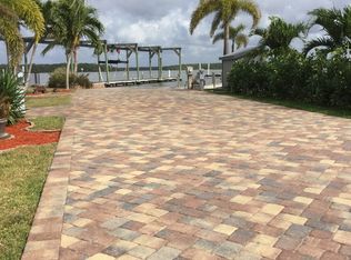 150 Smallwood Dr #163, Chokoloskee, FL 34138