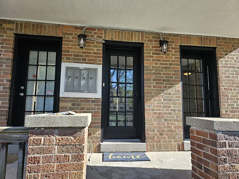 1111 W 41st St #1W — Photo 21