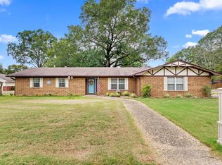 7 W Post Oak Dr, Conway, AR 72034