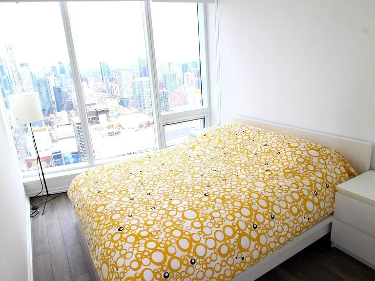 197 Yonge St #4714 — Photo 34