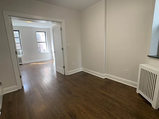 Rented by Tourma Realty LLC | media 28