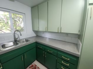 8075 Camino Kiosco, San Diego, CA 92122