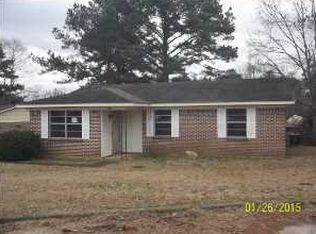 31 Jeffcoat St, Luverne, AL 36049