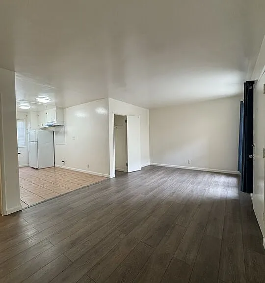850 S Saint Andrews Pl — Photo 1