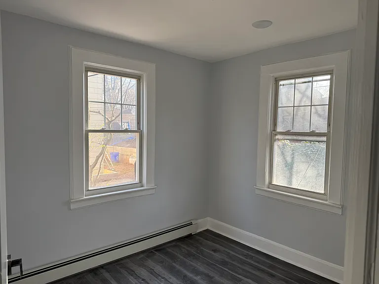 27 Berkeley Pl #1 — Photo 6