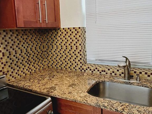 4th image of 1065 N Atlantic Ave APT 12