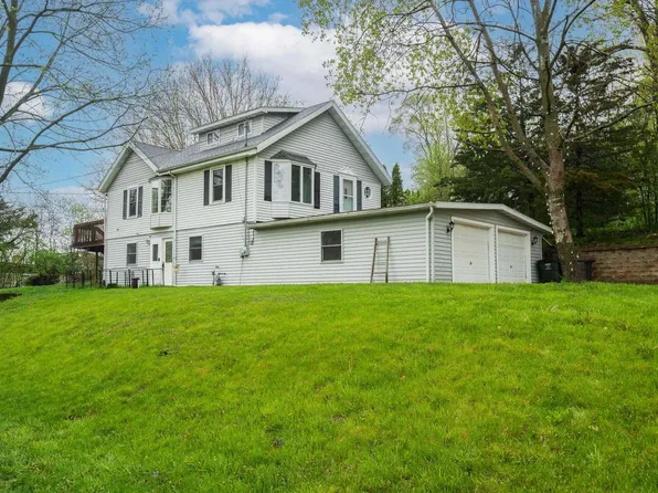 N9157 Elm STREET, East Troy, WI 53120