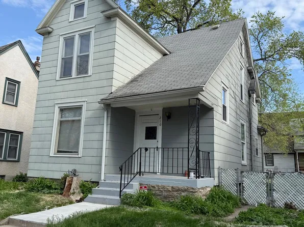 216 27th St E, Minneapolis, MN 55408