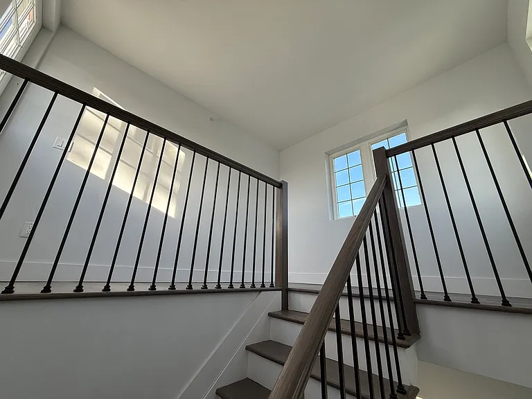 47 Chester Pl #1 — Photo 22