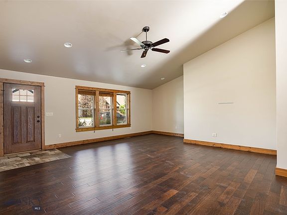 5th image of 2362 Lasso Ave