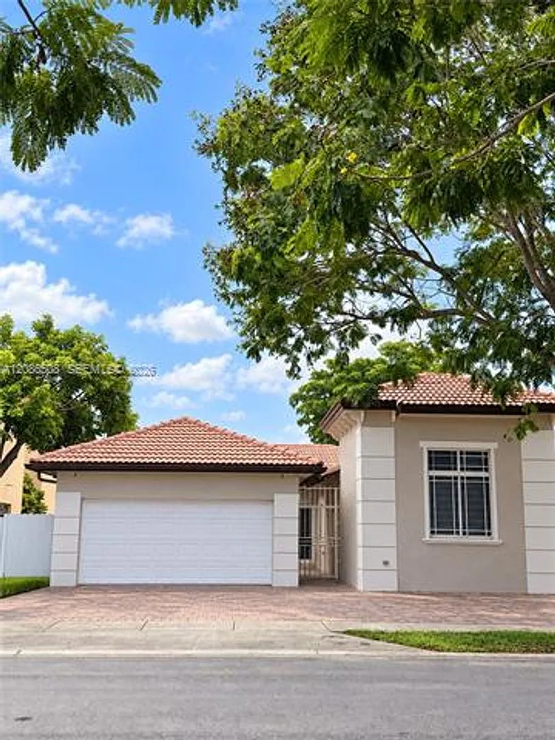 23040 SW 113th Psge # 23040, Miami, FL 33170 — Photo 3