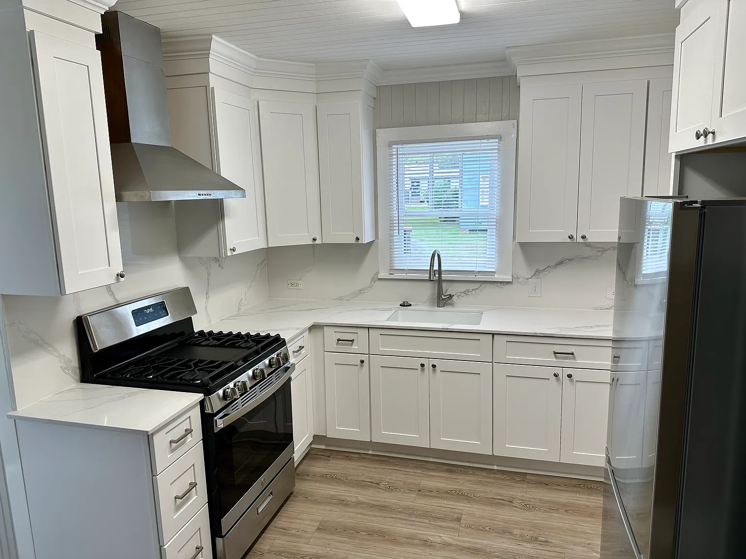 Walking Distance to UL, 2 Bed, 1.5 Bath House — Photo 2