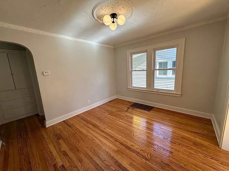 385 Vester St #2 — Photo 11