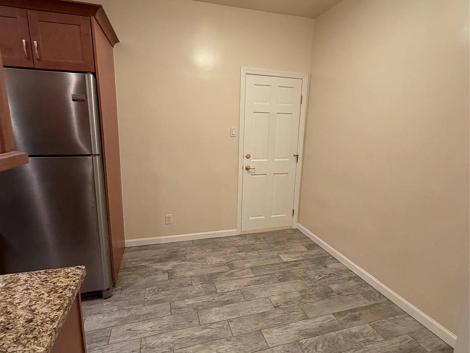 1 bed, 1.0 bath, 650 sqft, $2,200 — Photo 4