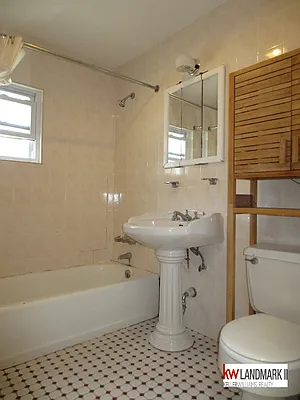 Rented by Keller Williams Realty Landmark II | media 7