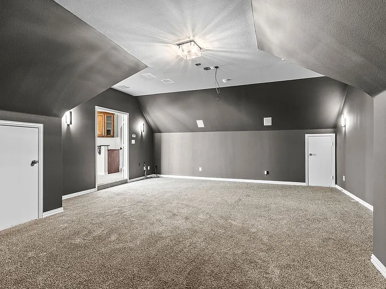 4542 Carraway Dr — Photo 35