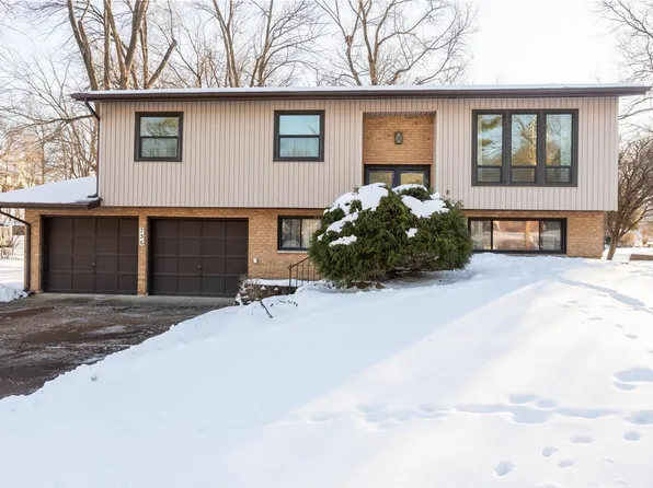 736 Yale Ave, Saint Louis, MO 63119