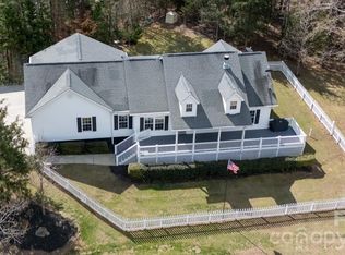 1108 King Rd, York, SC 29745