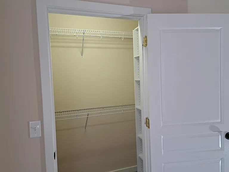 1276 Frost Pl — Photo 8