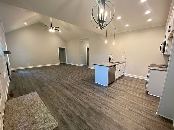 4th image of 2850 Windsor Trace Ct